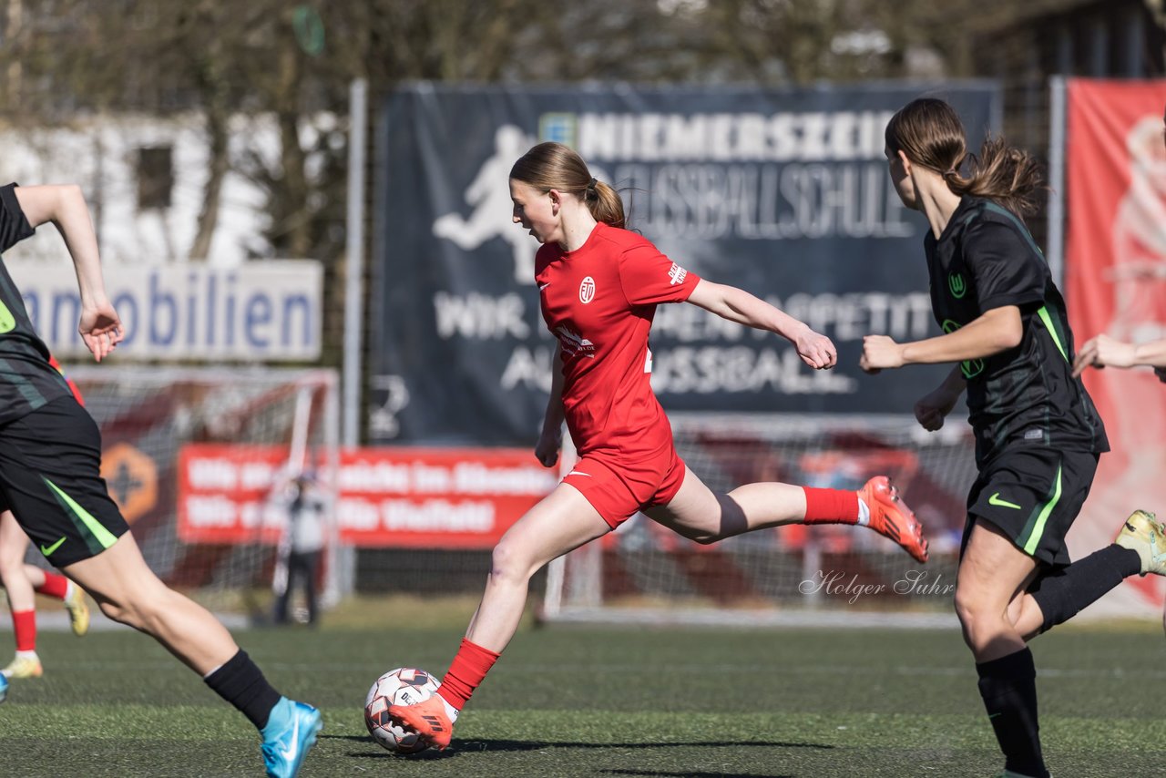 Bild 65 - wBJ Eimsbuettler TV - VfL Wolfsburg : Ergebnis: 1:3